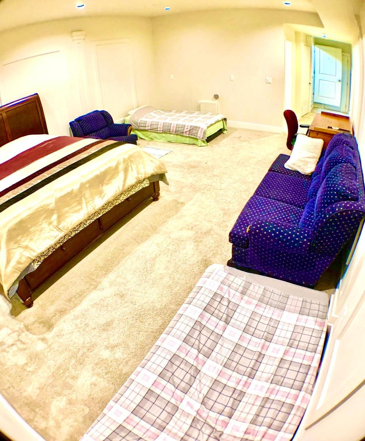 Deluxe House Apartment Surrey Exterior photo